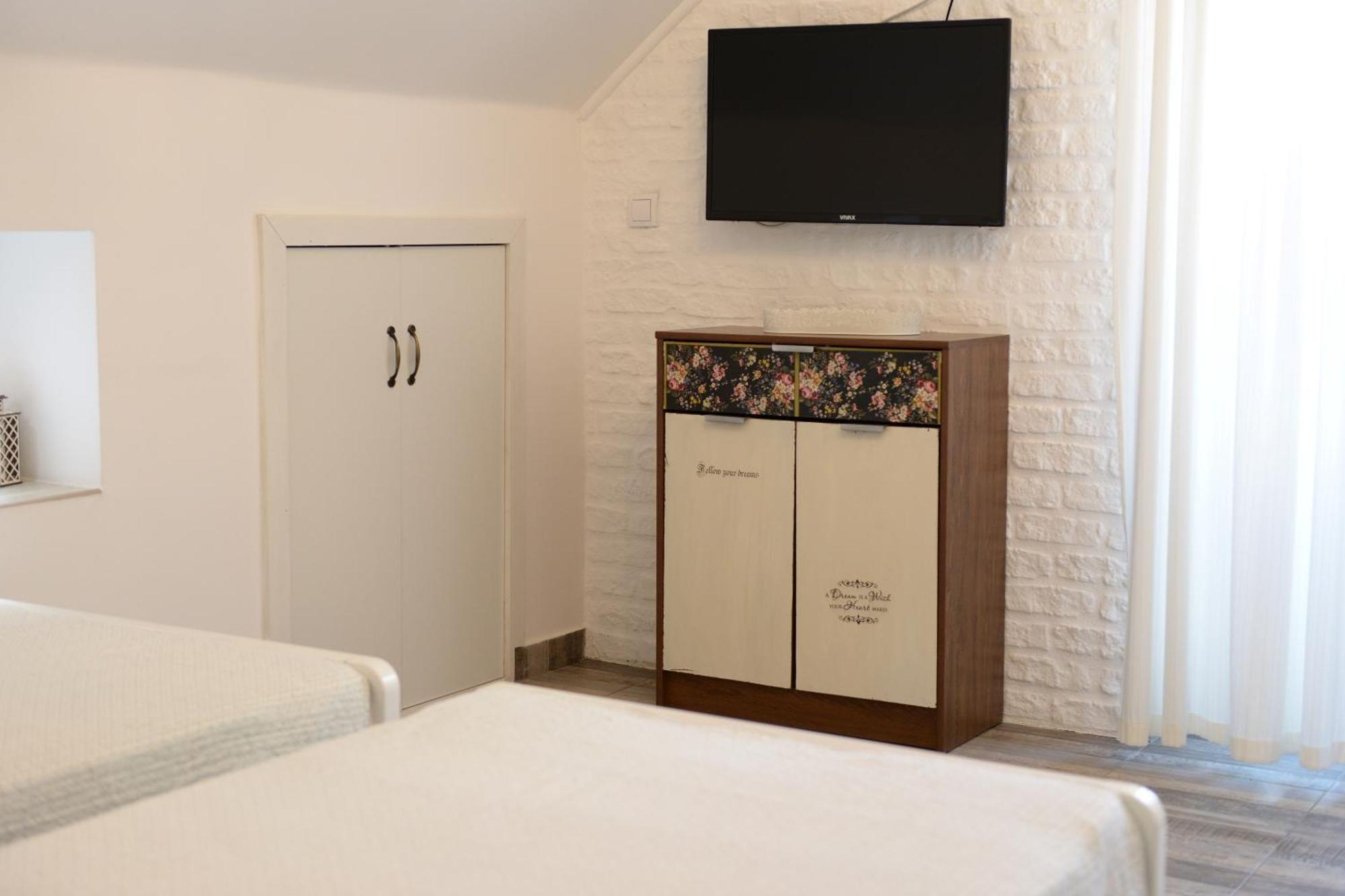 Apartments Idila Bela Crkva  Εξωτερικό φωτογραφία