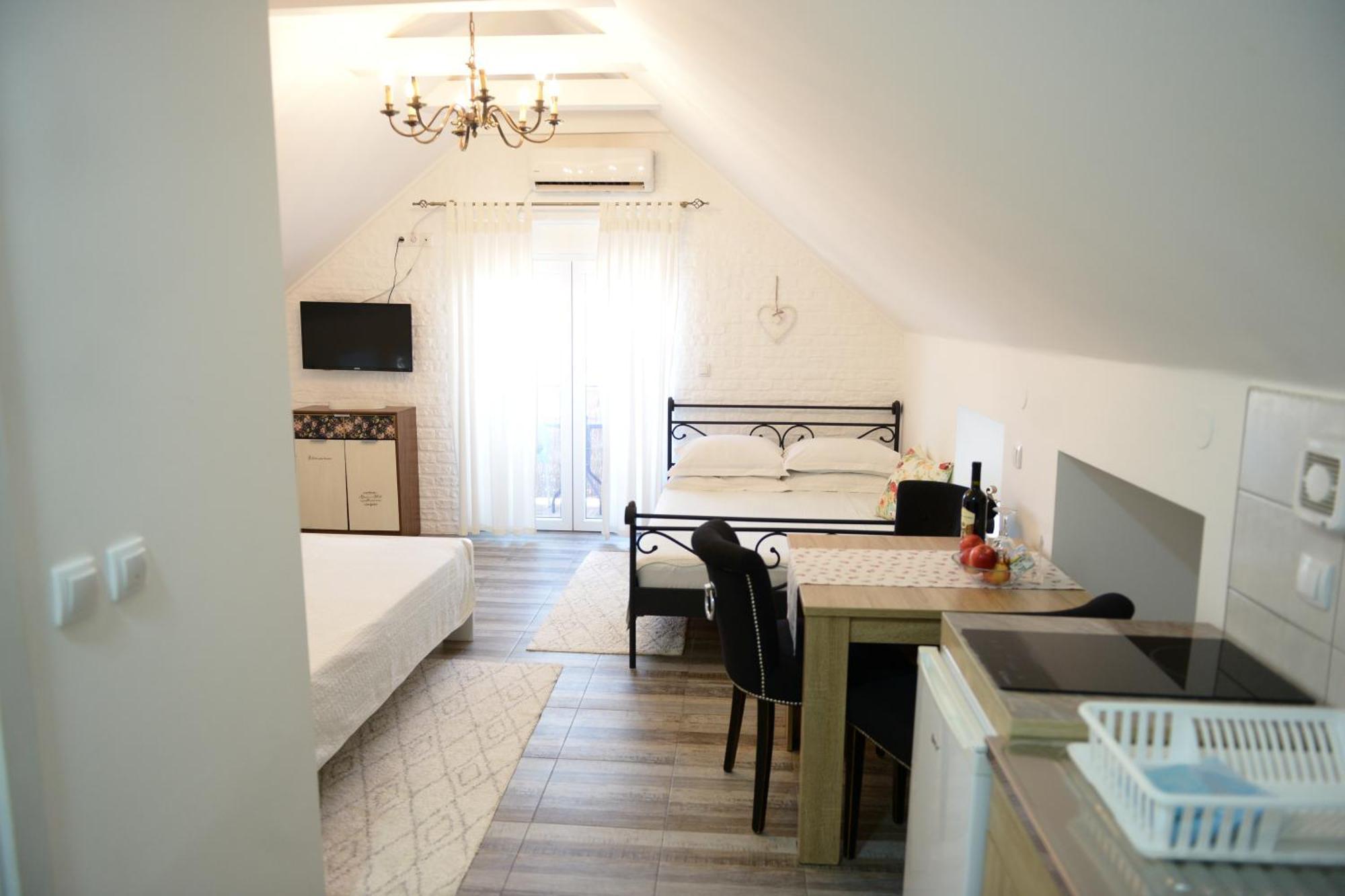 Apartments Idila Bela Crkva  Εξωτερικό φωτογραφία