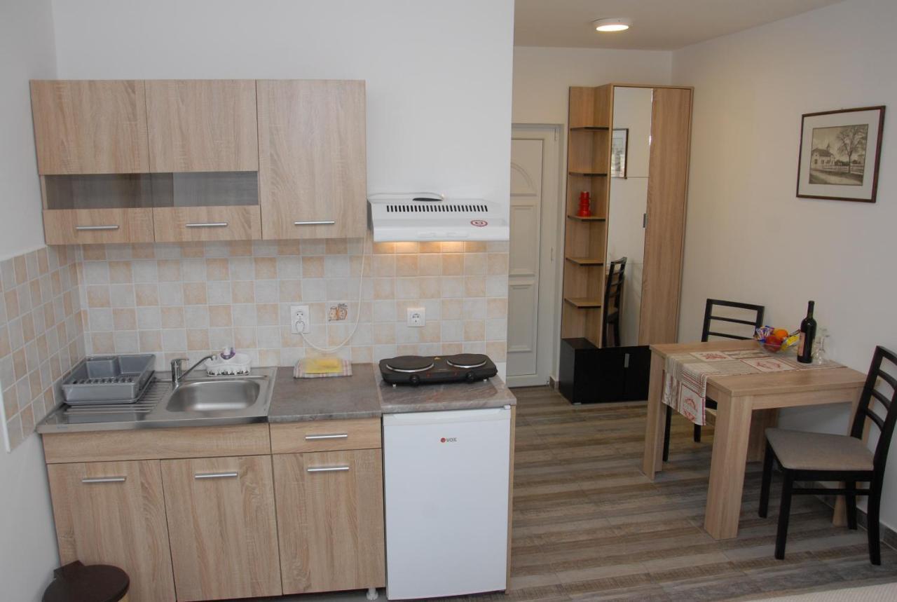 Apartments Idila Bela Crkva  Εξωτερικό φωτογραφία
