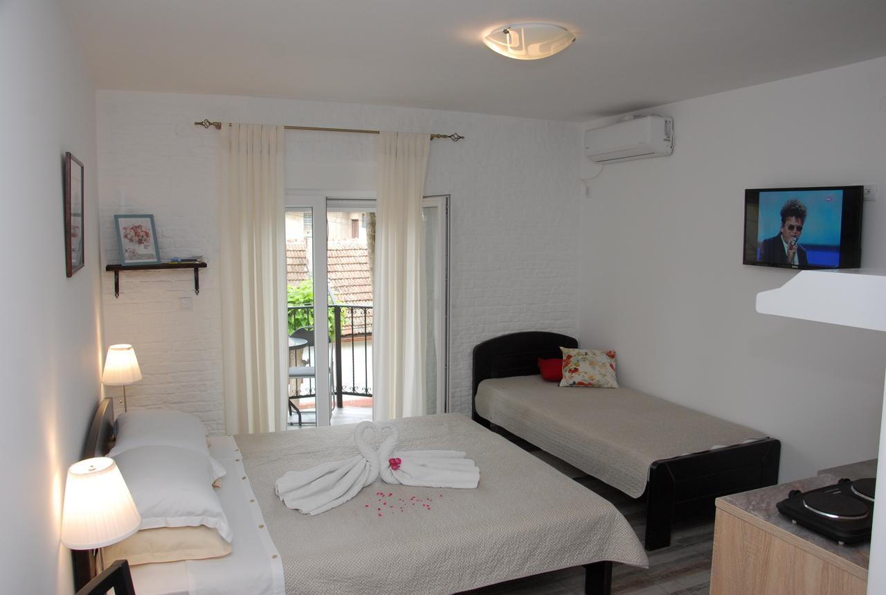 Apartments Idila Bela Crkva  Εξωτερικό φωτογραφία